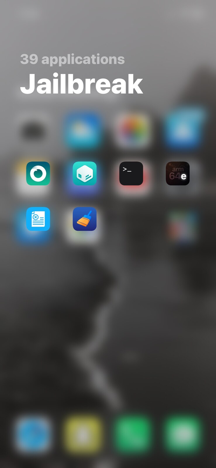 Bolders Reborn folder near the iPhone dock